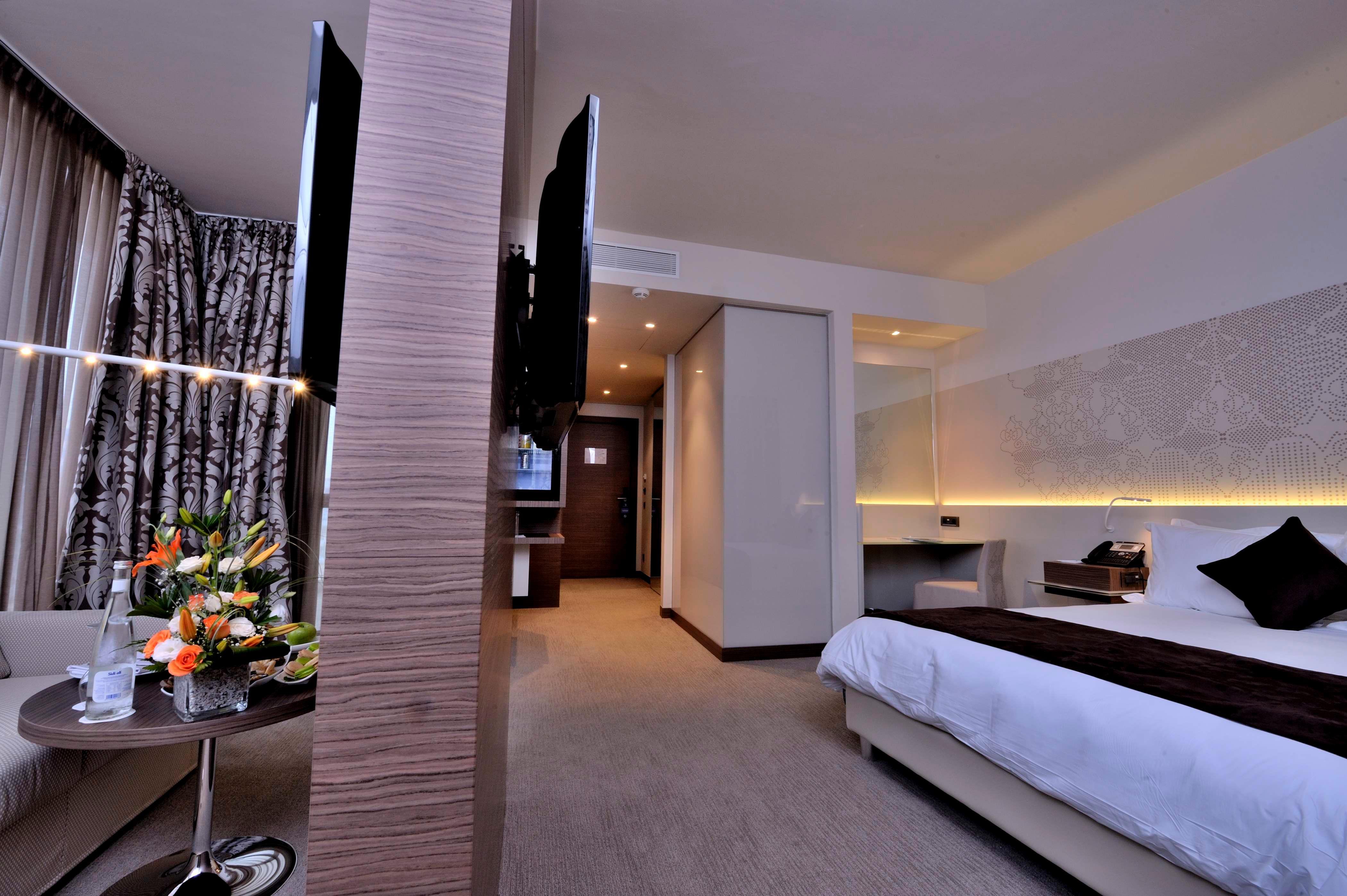 Hotel Kenzi Sidi Maarouf Casablanca Exterior foto